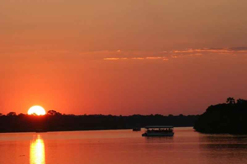 Explore & Travel Africa-Victoria Falls