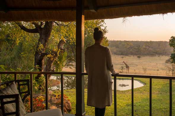 Explore-Travel-Africa-Victoria-Falls-Stanley-Livingstone-Hotel