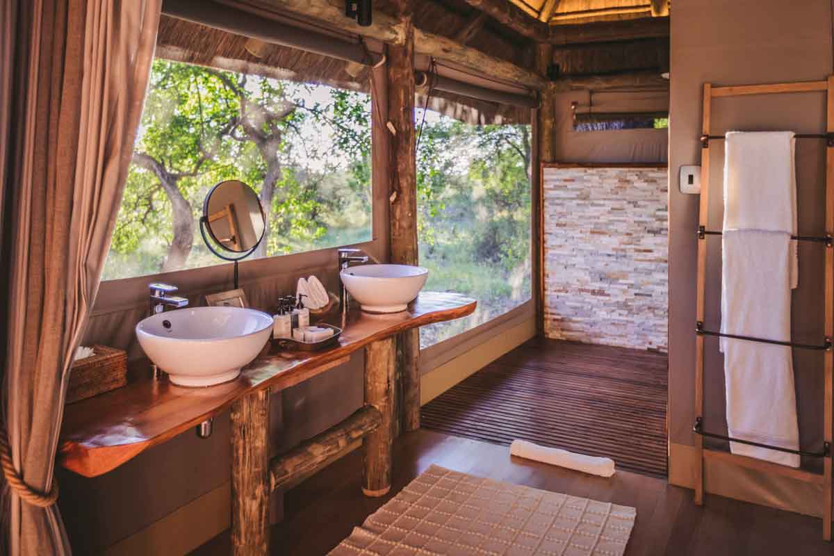 Explore and Travel Africa-Camp Moremi Authentic Botswana Safari