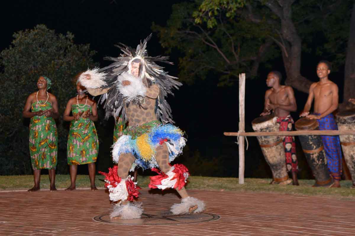 Highlights of Zimbabwe Safari The Victoria Falls Hotel 