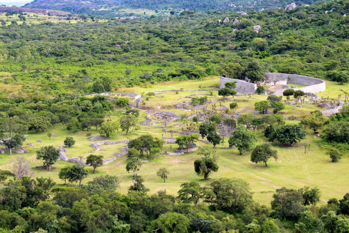 Zimbabwe Safaris - Great-Zimbabwe-Ruins