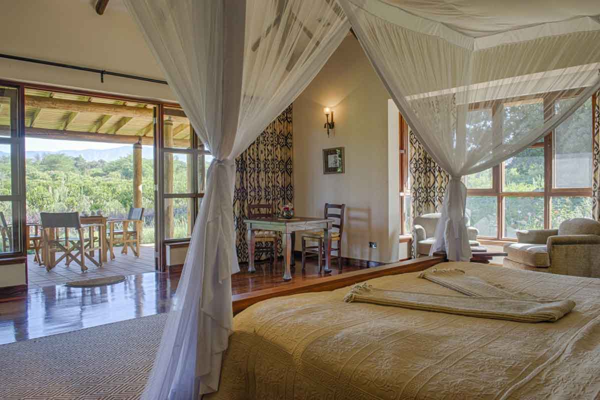 Ngorongoro and Serengeti Safari-Legendary-Lodge